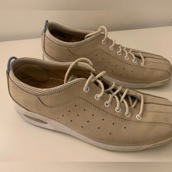 Cole Haan womens sneakers - Picture 4 of 6